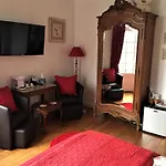 Vue Du Chateau D'excideuil En Frühstückspension 3*