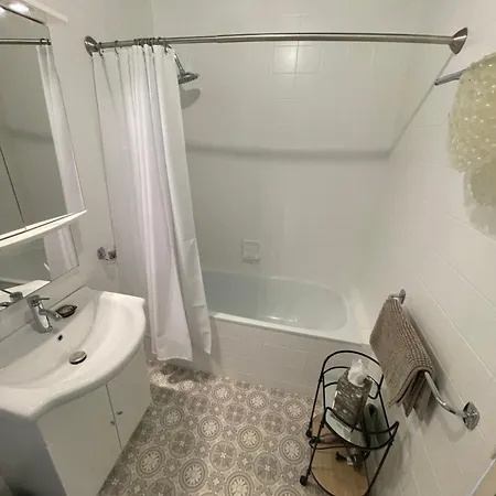 Vue Du Chateau D'excideuil En فندق مبيت وإفطار 3*