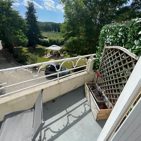 Vue Du Chateau D'excideuil En Excideuil