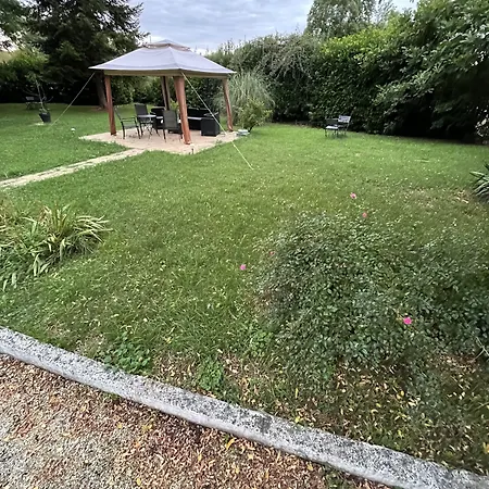 Vue Du Chateau En Toute Autonomie 3* Excideuil