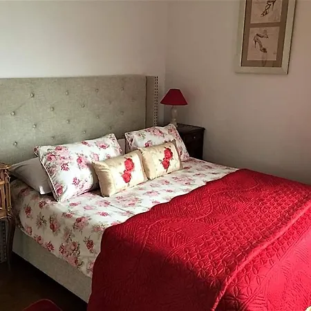 Vue Du Chateau En Toute Autonomie Bed & Breakfast Excideuil