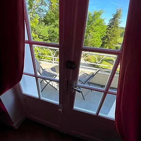 Vue Du Chateau En Toute Autonomie 住宿加早餐酒店
