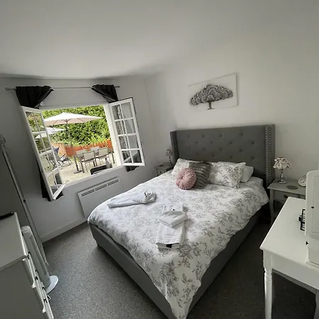 Frühstückspension Vue Du Chateau En Toute Autonomie Excideuil