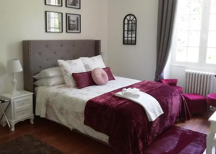 Vue Du Chateau D'excideuil En 3* Excideuil