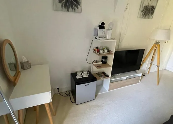 Vue Du Chateau D'excideuil En فندق مبيت وإفطار