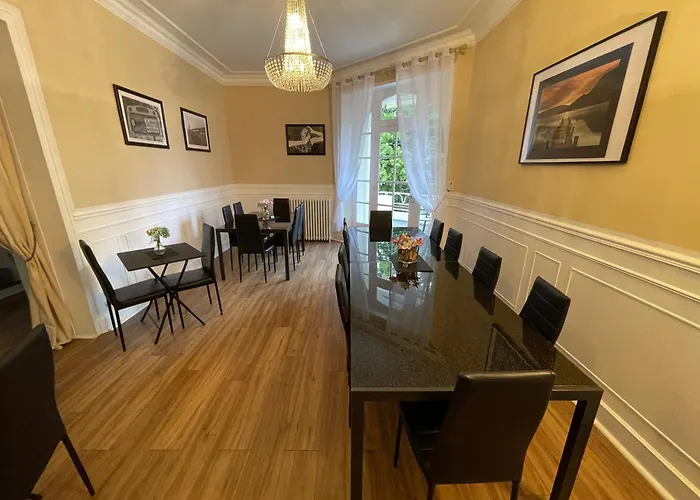 فندق مبيت وإفطار Vue Du Chateau D'excideuil En Excideuil